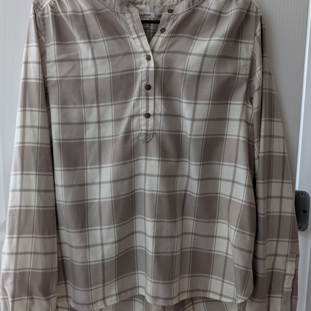 L.L Bean Plaid Feather Soft Twill Popover Shirt Womens Size L Reg Tencel